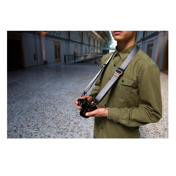 Peak Design Tracolla SLLAS3 per Fotocamera Slide Lite Cenere Peak Design Tracolla SLLAS3 per Fotocamera Slide Lite Cenere